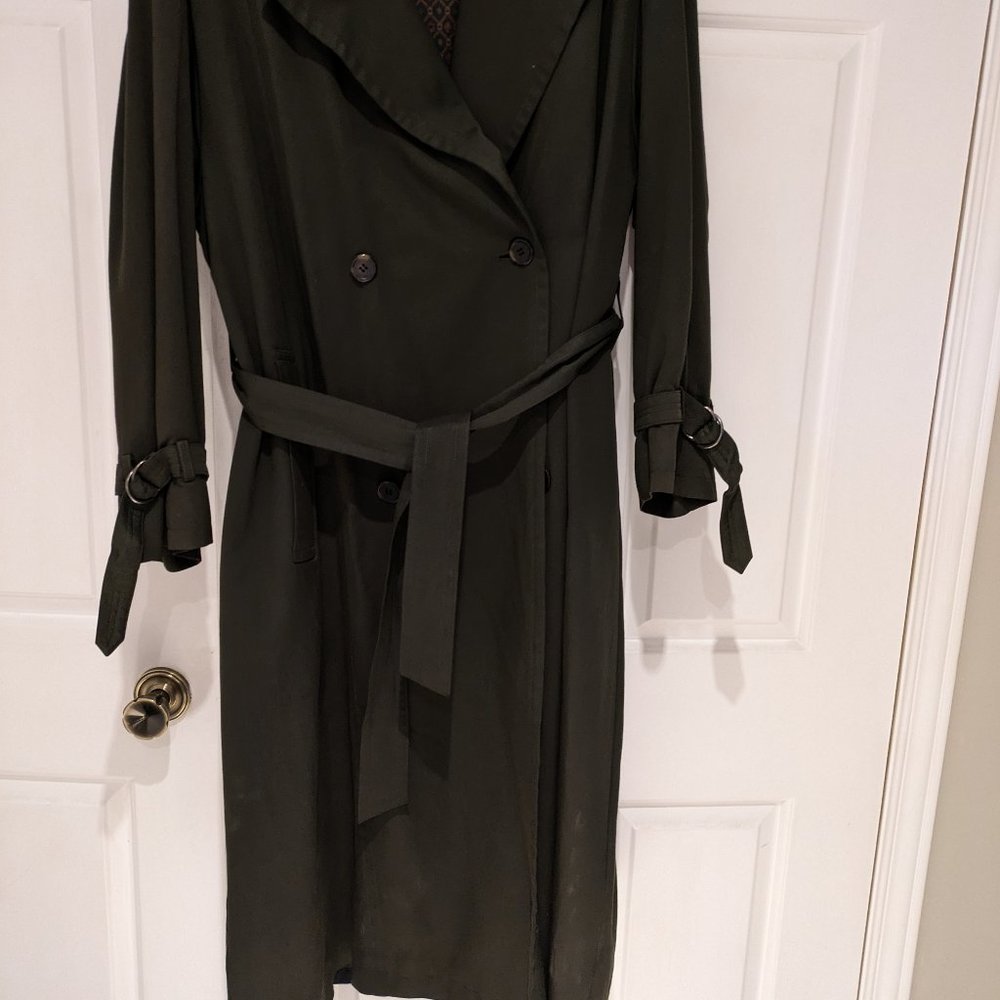 100% wool mens trenchcoat 40R deep olive Sanyo by Carol Cohen